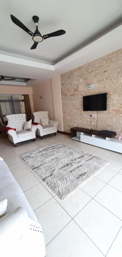 Penthouse Five - The Beautiful 3Br En-Suite Apt Mombasa Zewnętrze zdjęcie